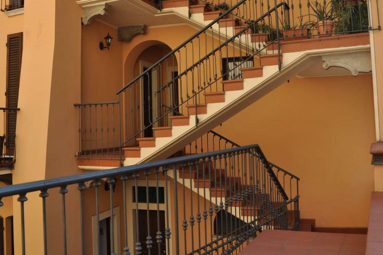 Appartamento Panorama توسكولانو ماديرنو المظهر الخارجي الصورة